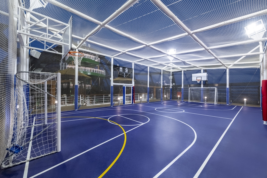 MSC Seaview - Sports Court, MSC Rights, Ivan Sarfatti.jpg